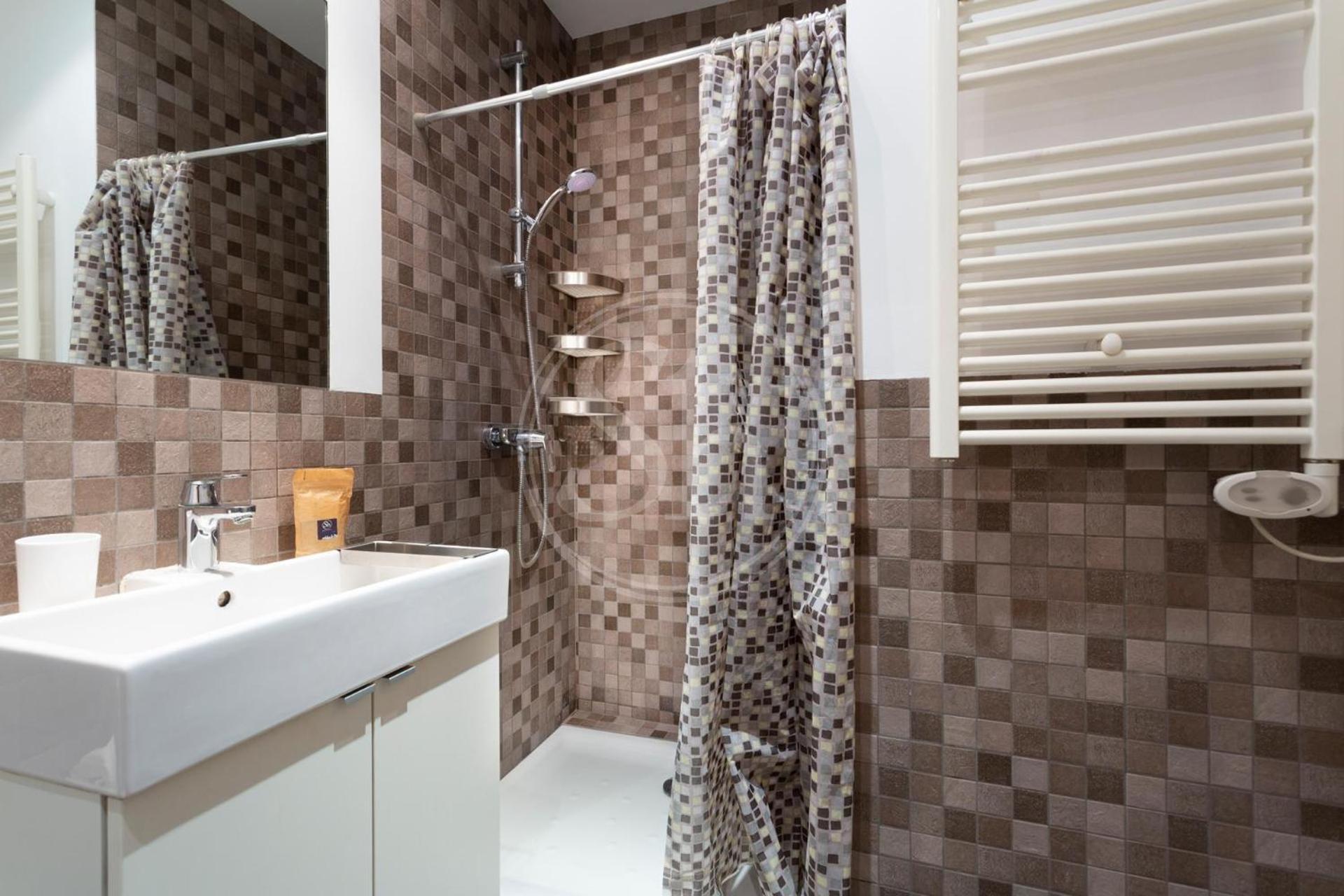 Apartamento En Sagrada Familia E บาร์เซโลนา ภายนอก รูปภาพ